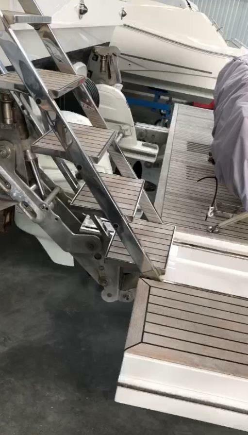 foto: 6 Galeon 420 Fly