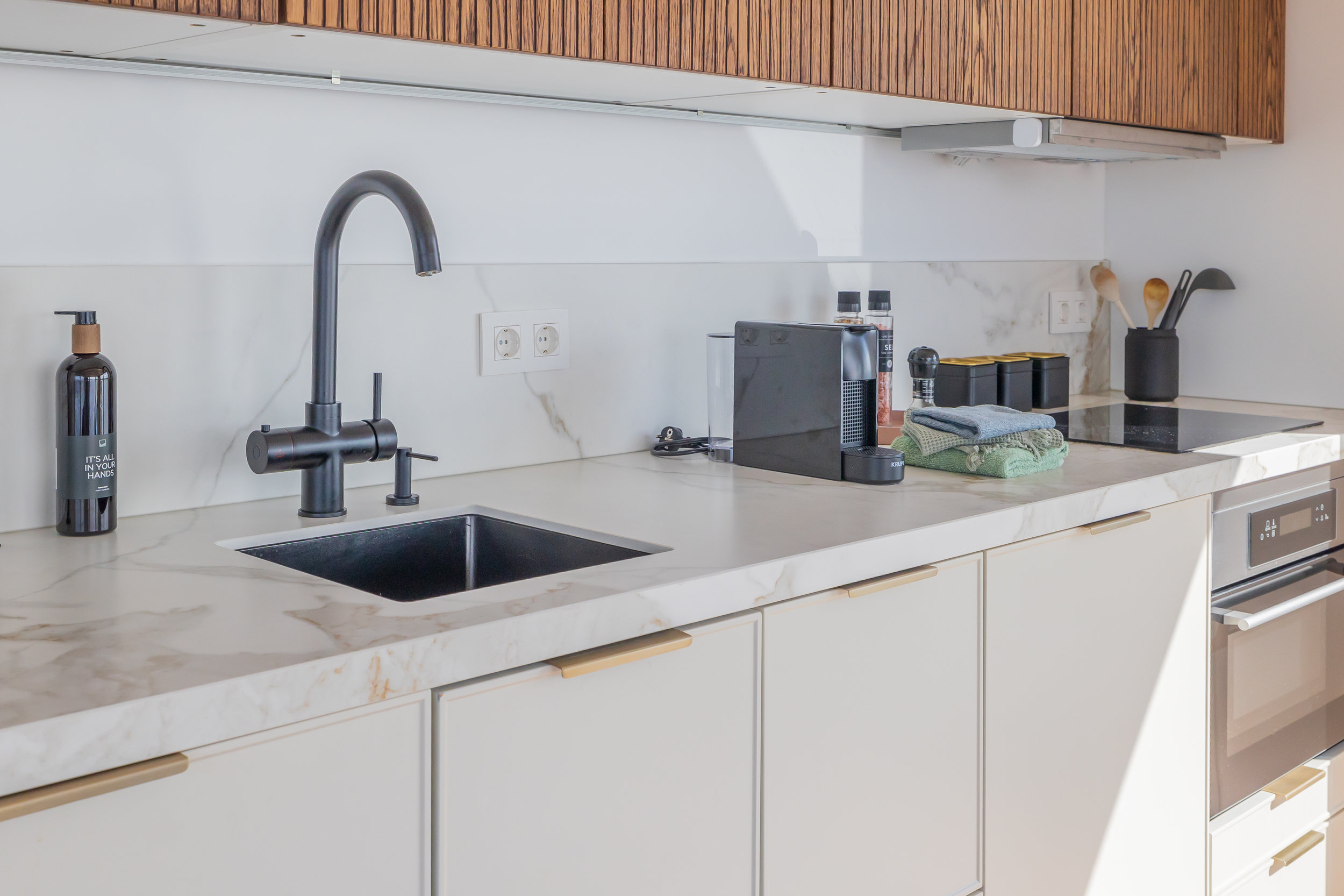 foto: 15 Surla (met Tender) Houseboat 15 Volledig Elektrisch With Charter