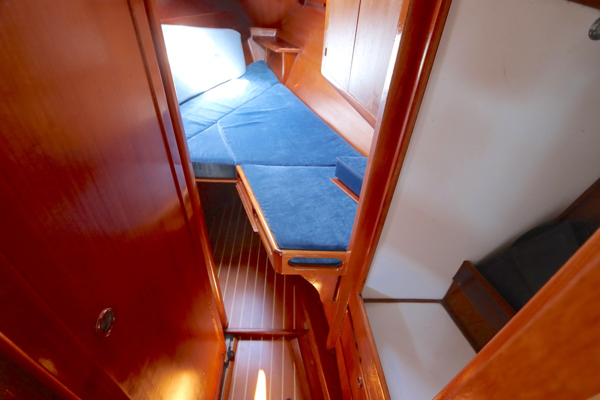 foto: 9 Holman & Pye Red Admiral 36