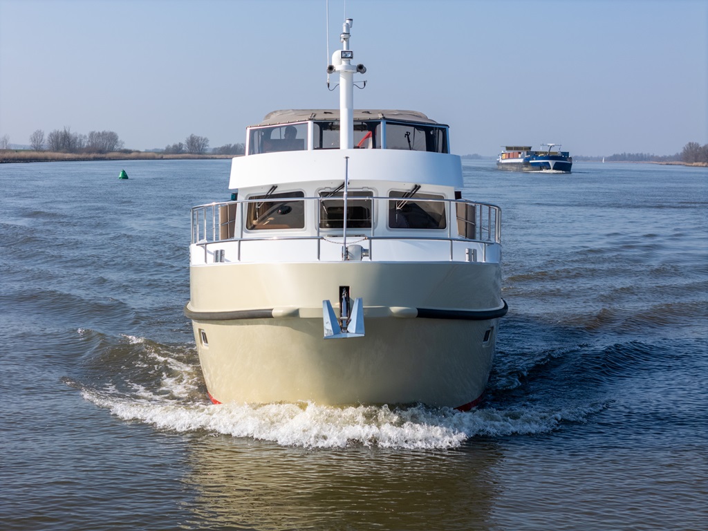foto: 18 Ebyca Trawler 1300