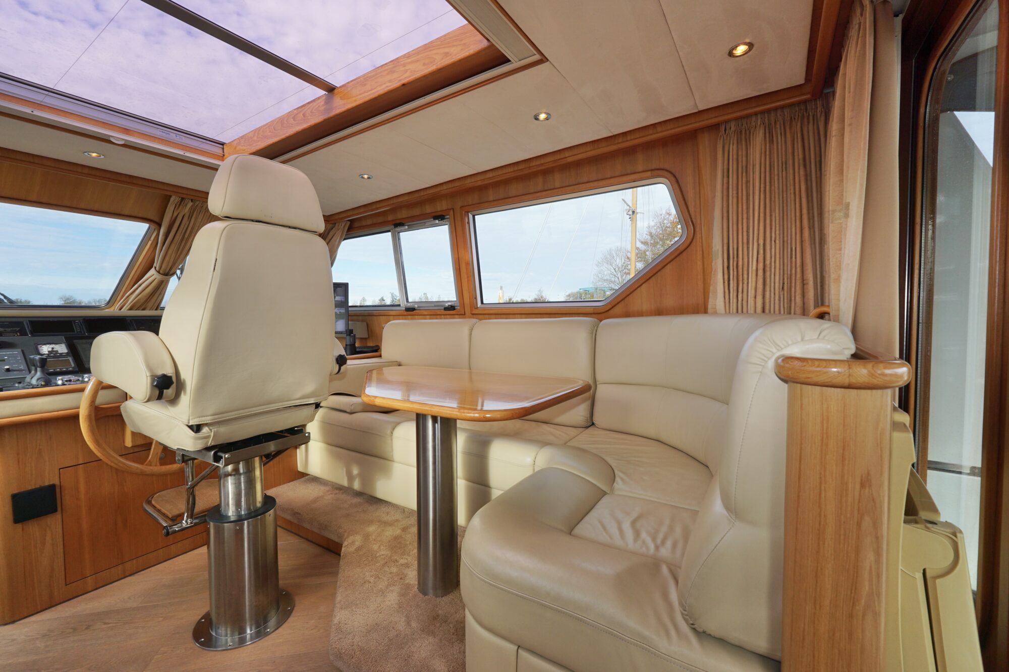 foto: 15 Van den Hoven Van den Hoven Exclusive 18.00 VS