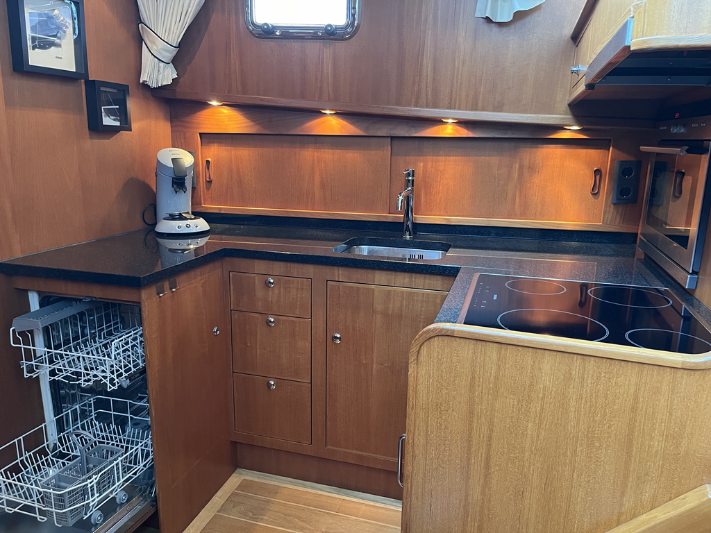 foto: 8 Flevokotter 13.80 AK