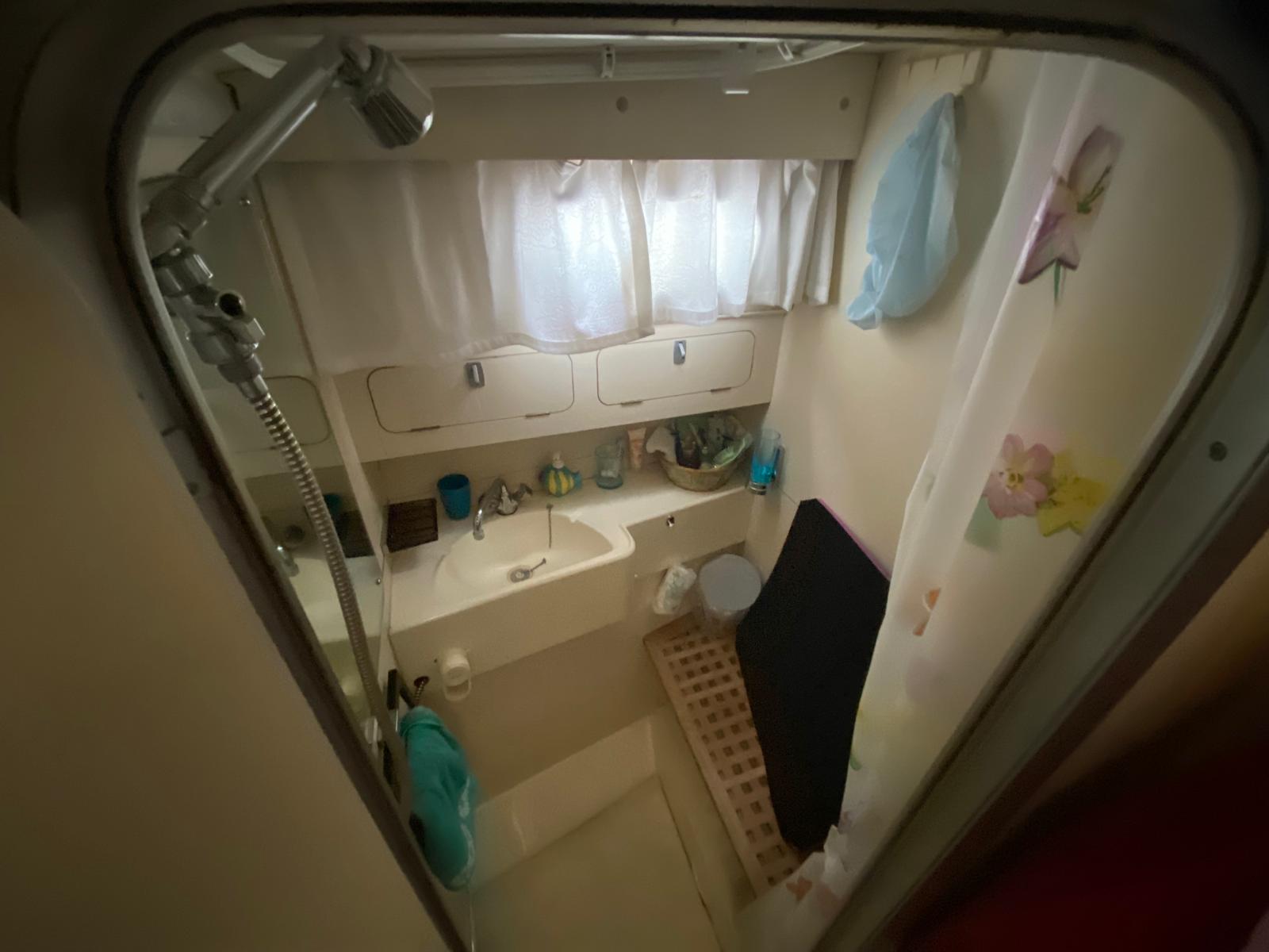 foto: 6 Princess 385 Fly