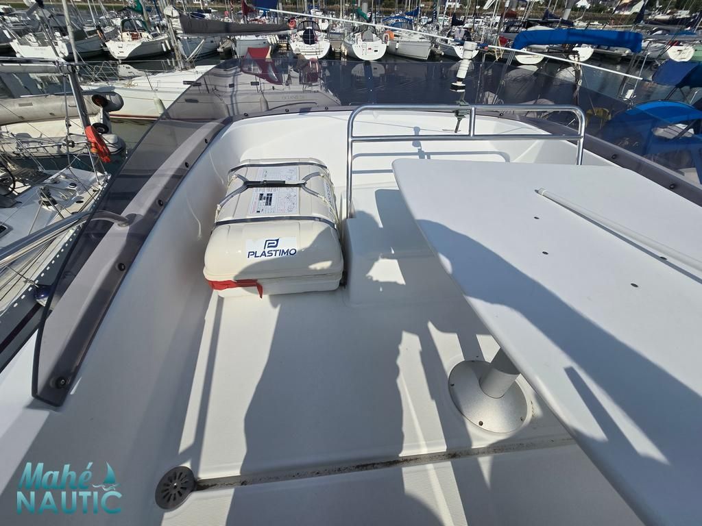 foto: 5 Antares 30 FLY