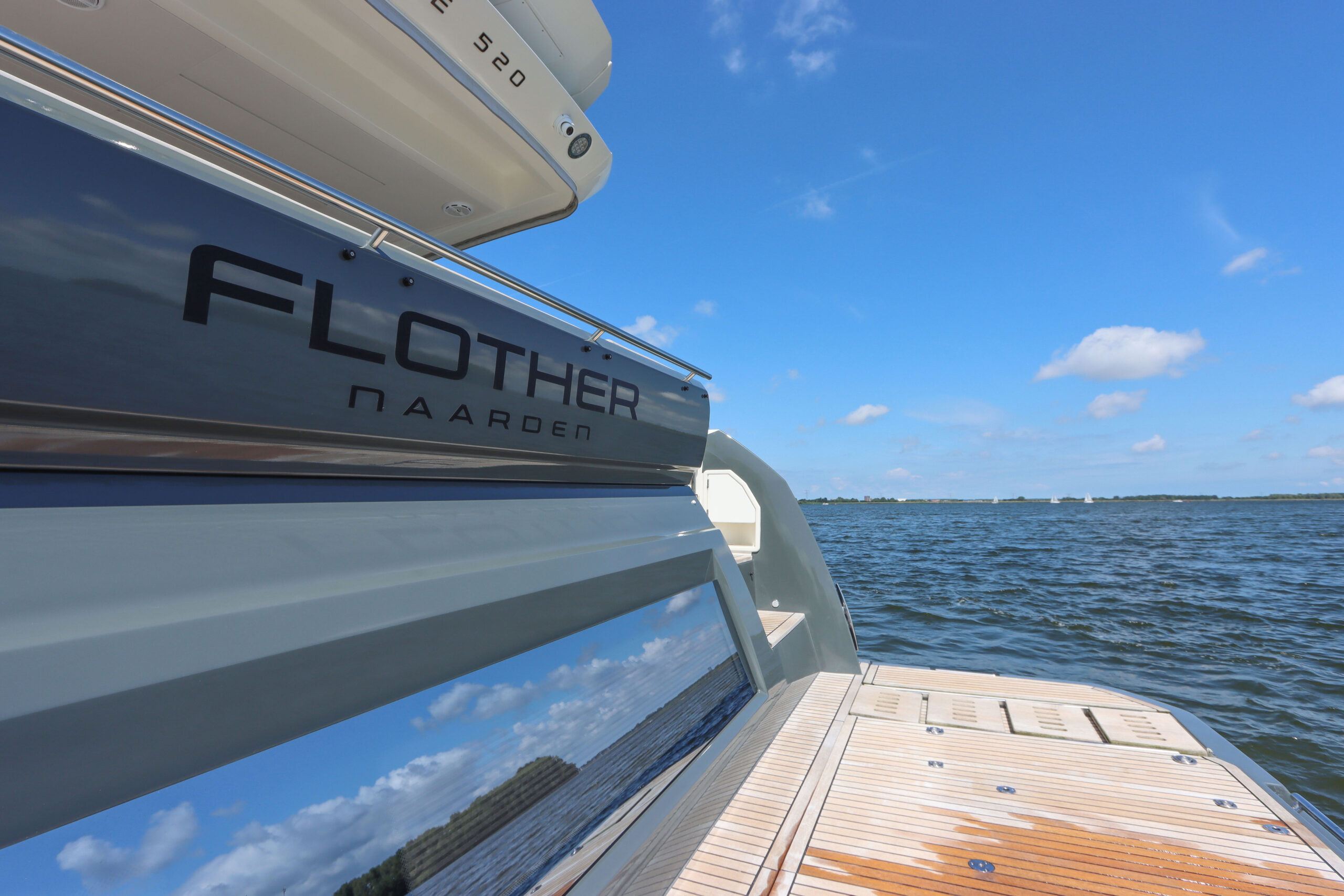 foto: 6 Prestige 520 #187