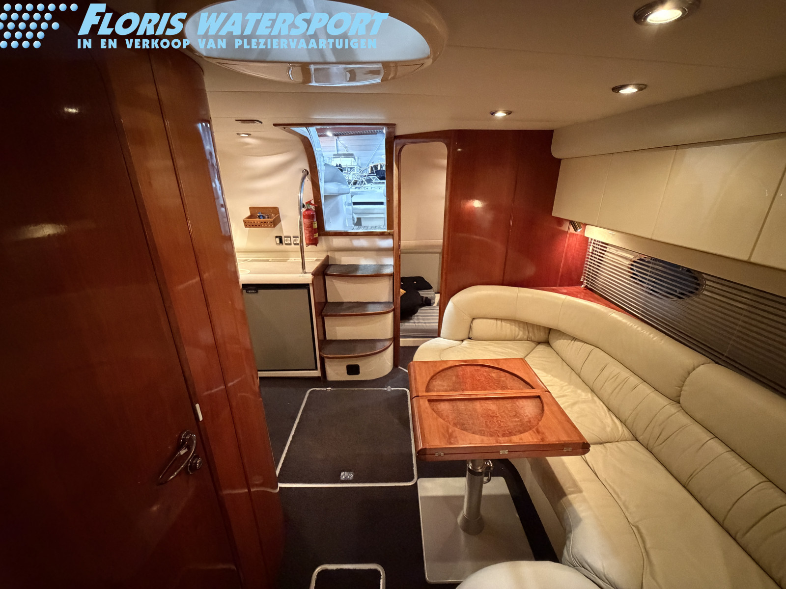foto: 6 Fairline  Targa 37