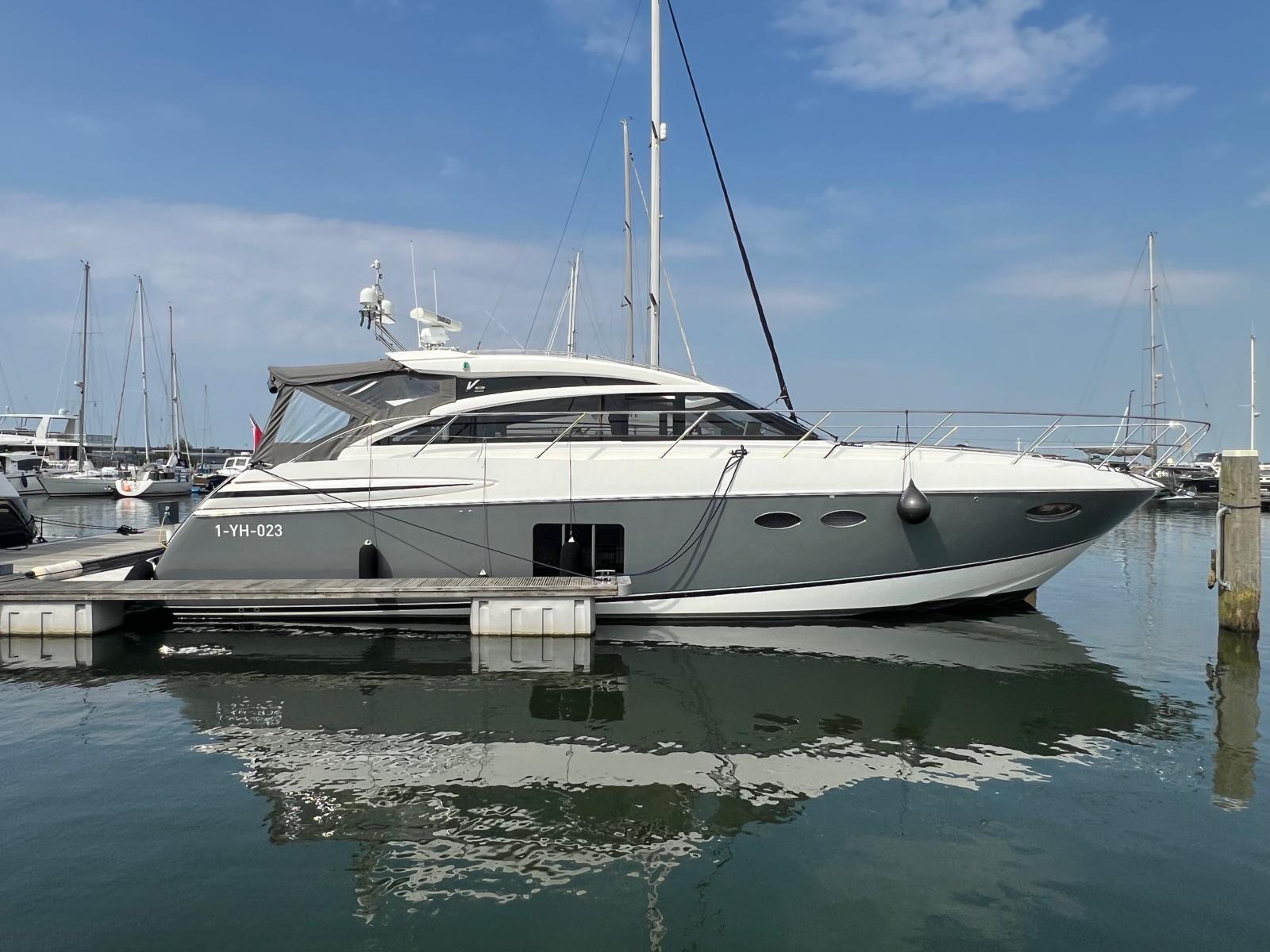 foto: 8 Princess V52