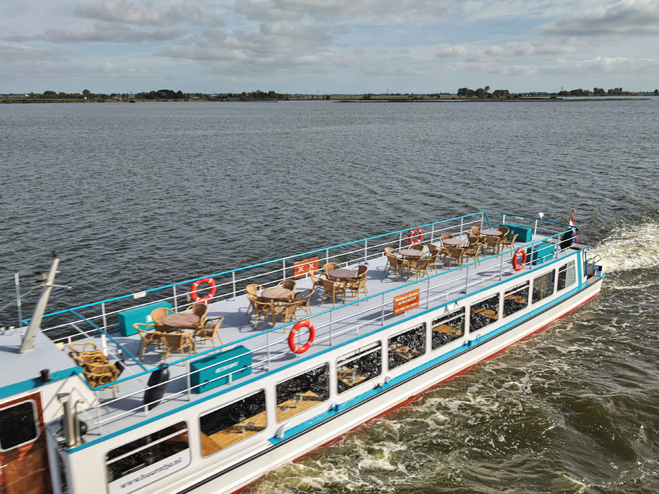 foto: 17 Hybride Rondvaartboot 140 passagiers