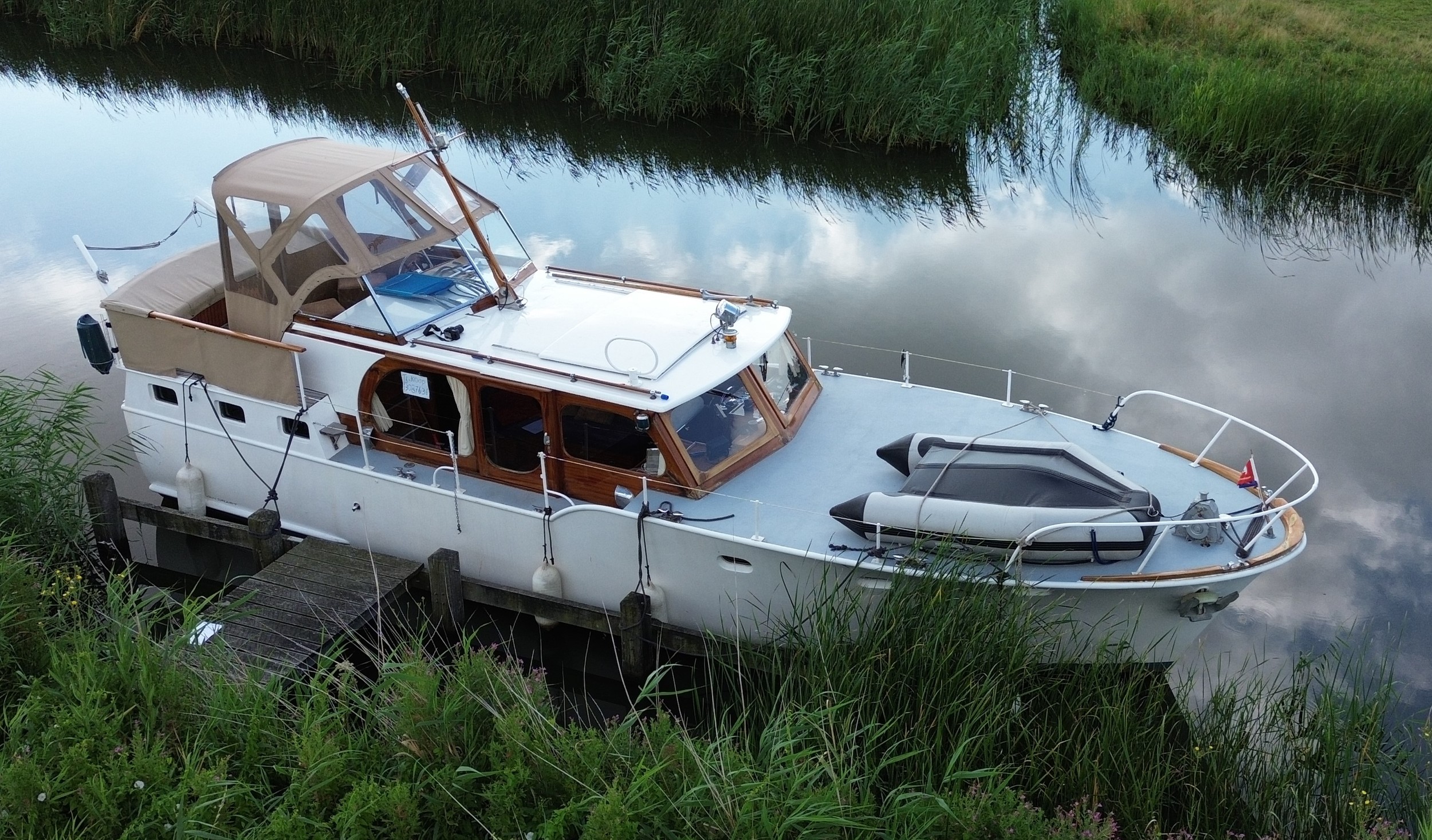 foto: 8 Super Van Craft 1170