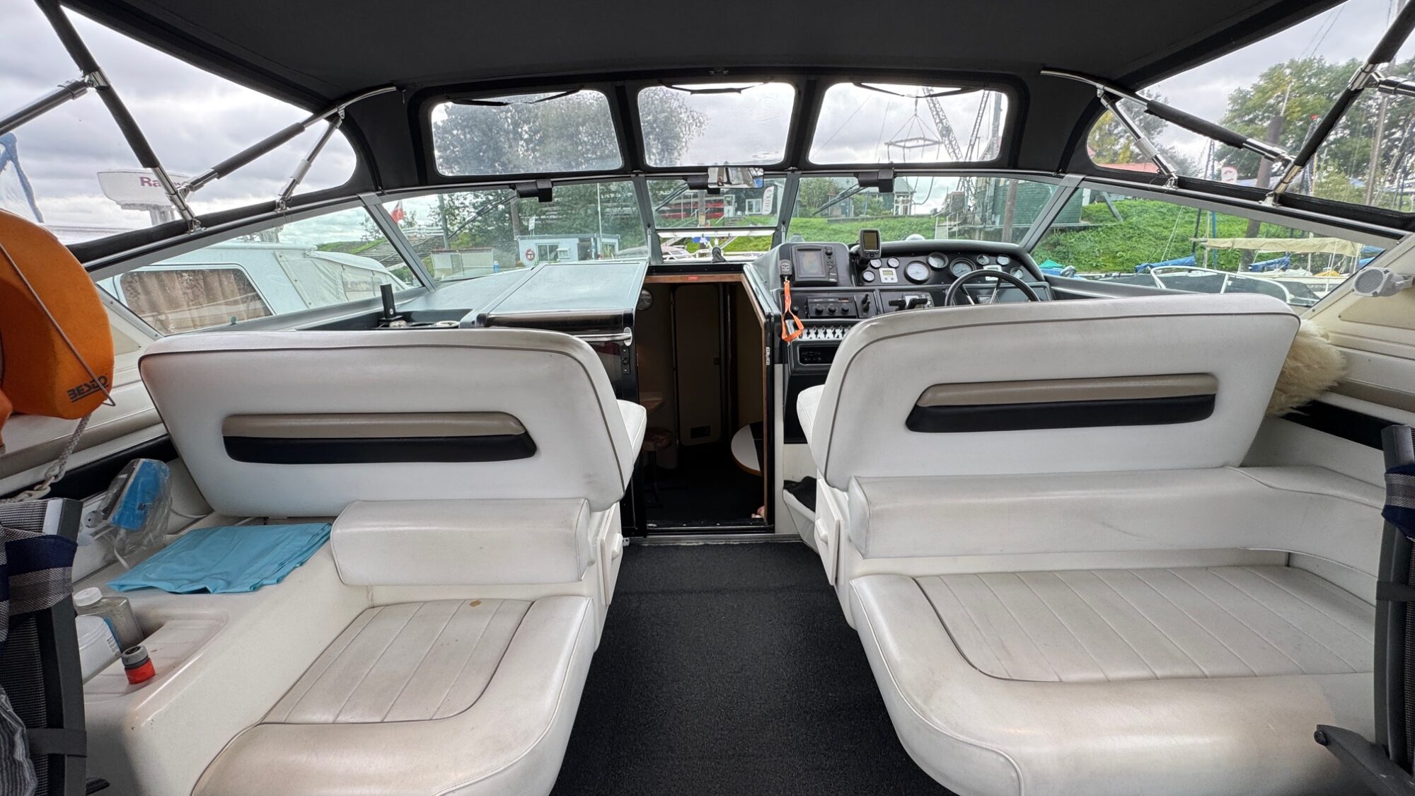 foto: 21 Sea Ray Sea Ray 400 Express Cruiser