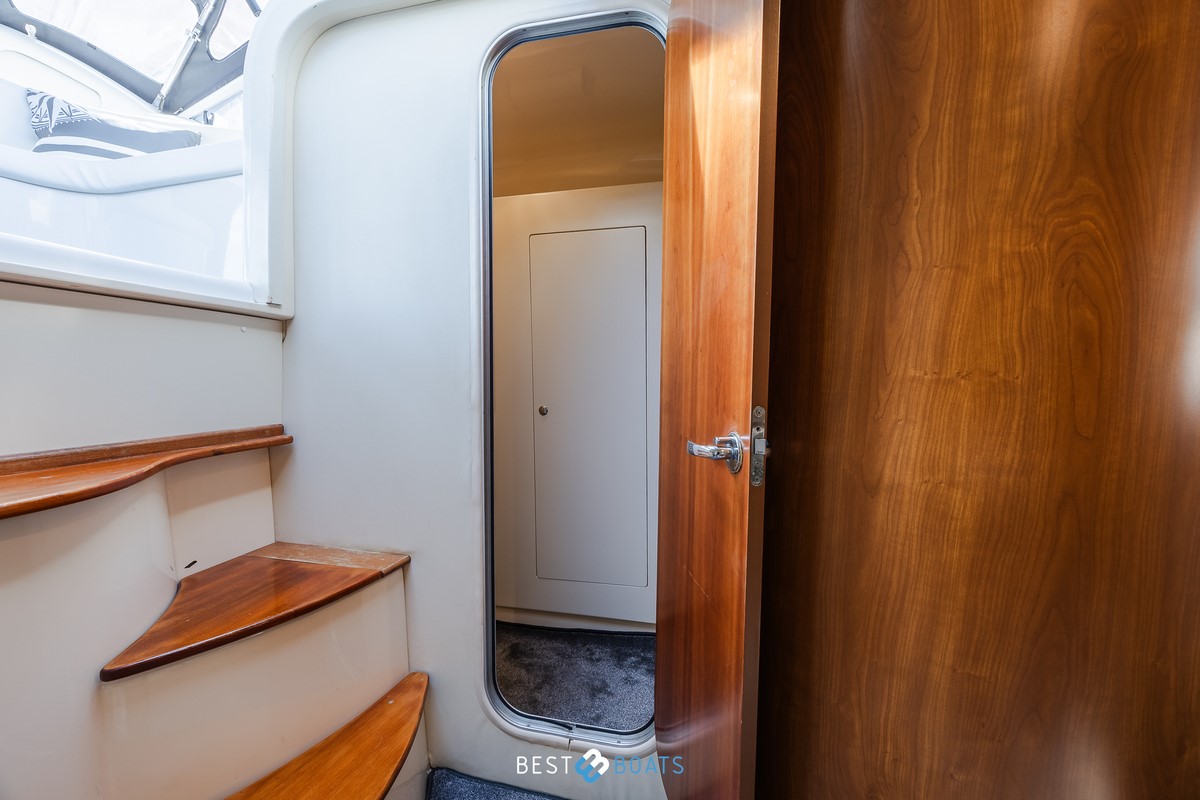foto: 11 Sessa Marine Oyster 34