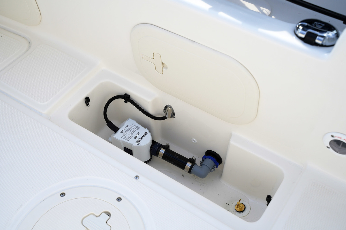 foto: 20 Boston Whaler 170 Montauk