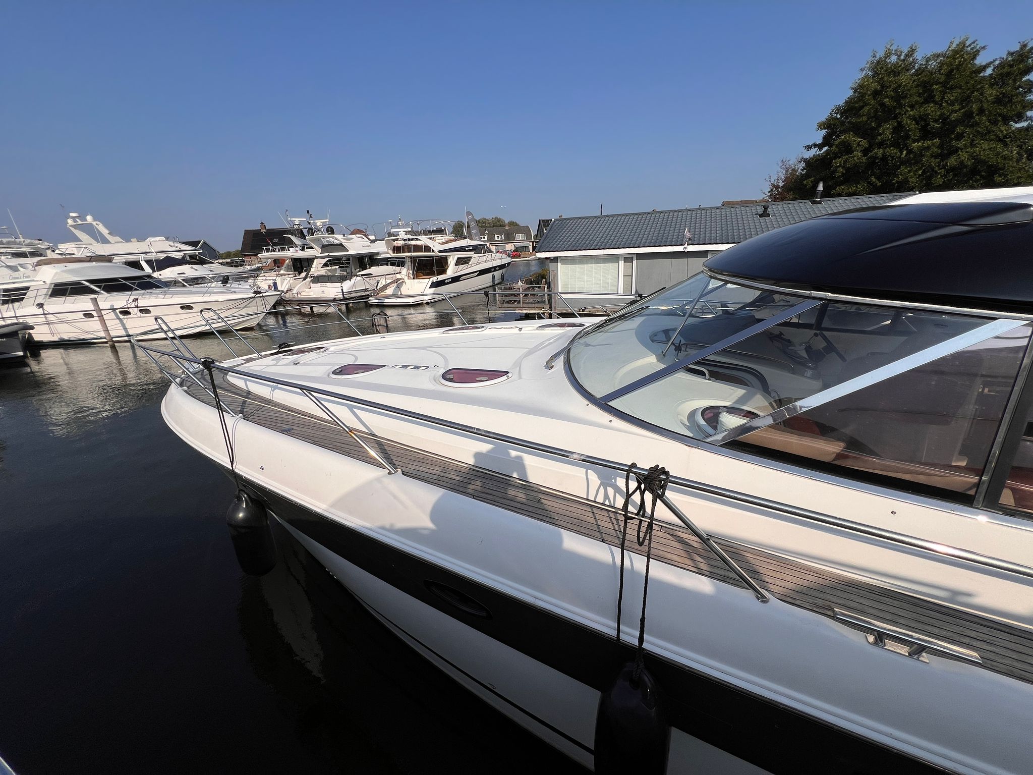 foto: 9 Bavaria  42HT
