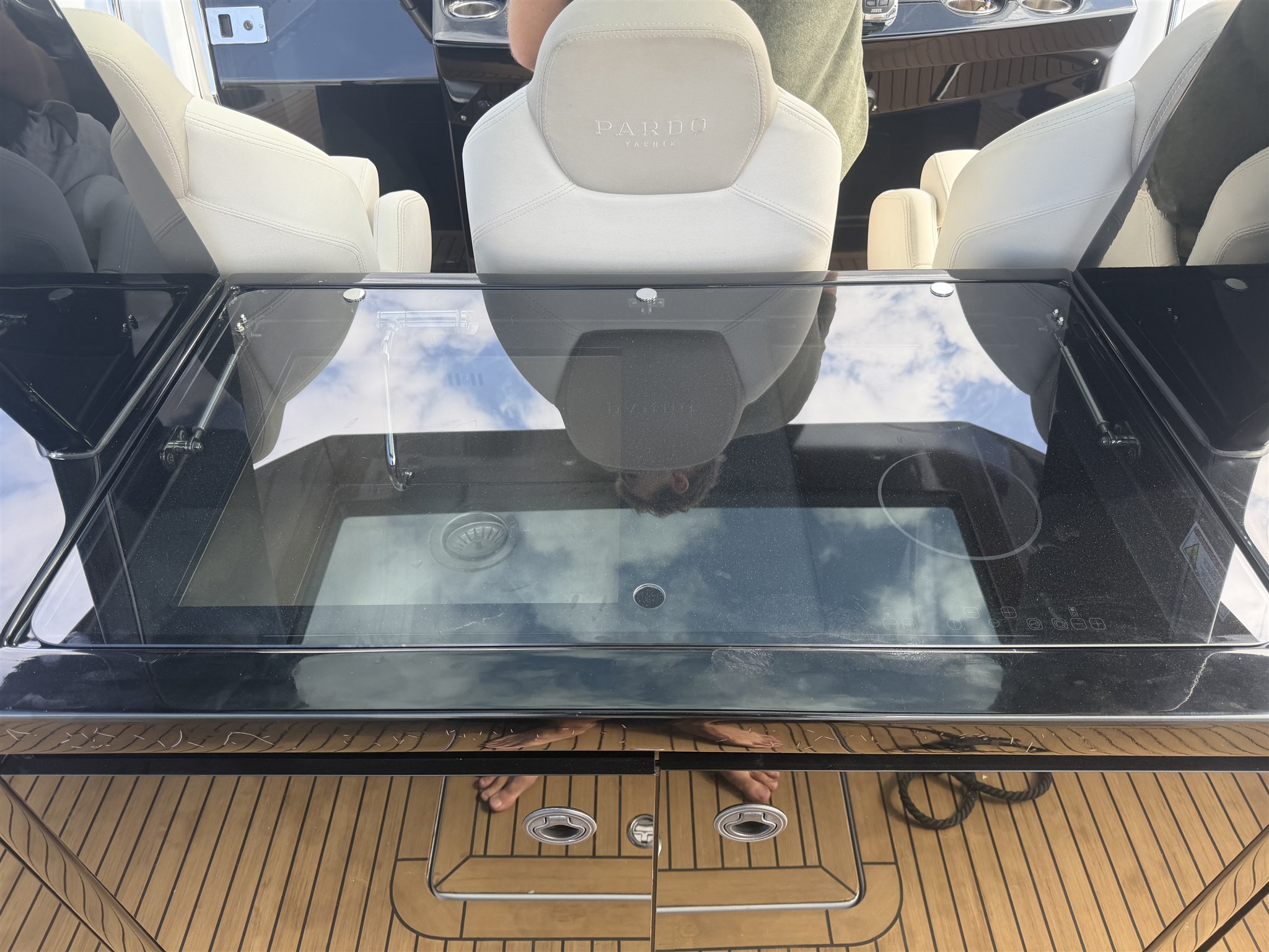 foto: 7 Pardo Yachts 43
