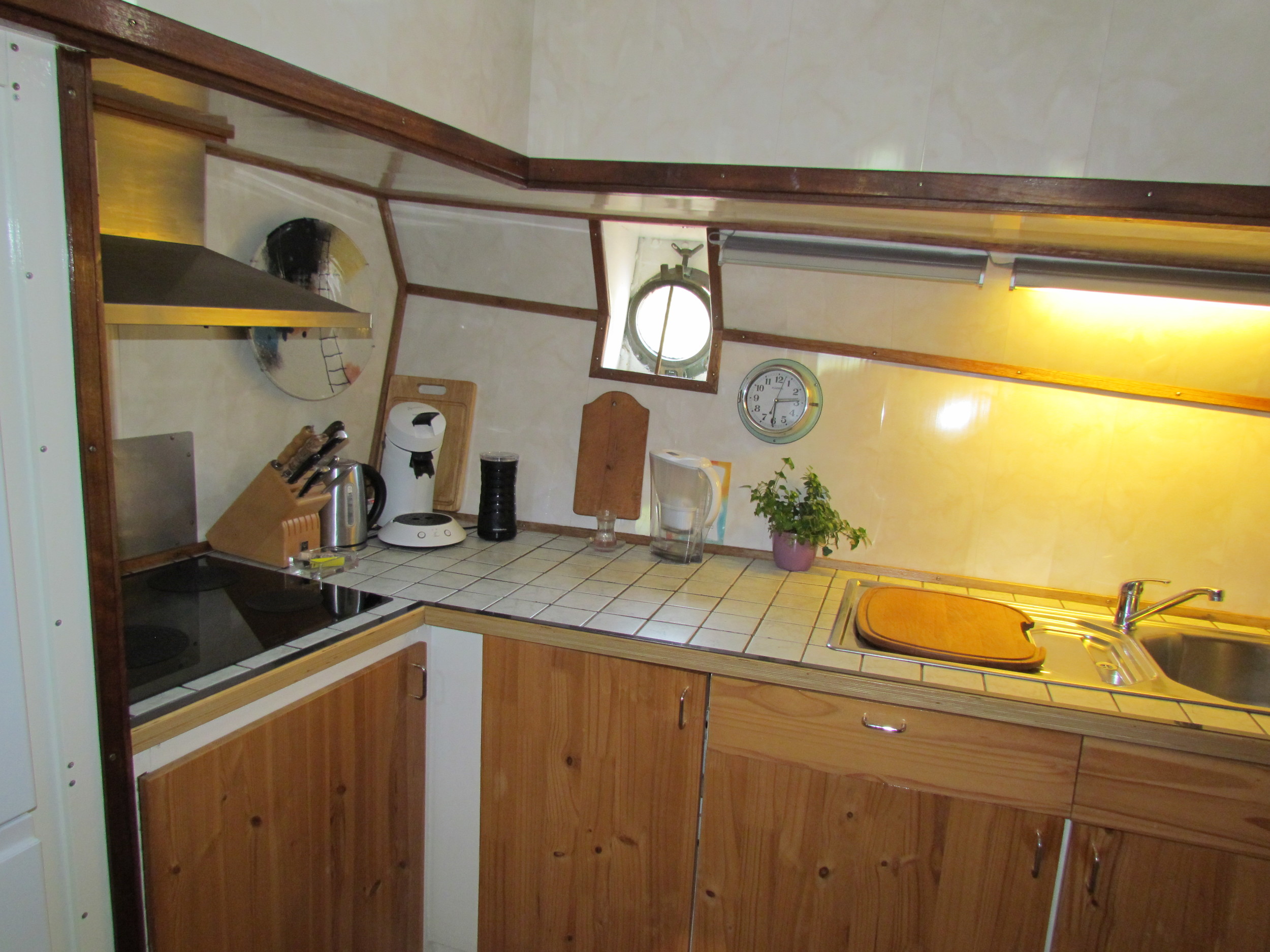 foto: 26 Luxe Motor Varend Woonschip 24.63