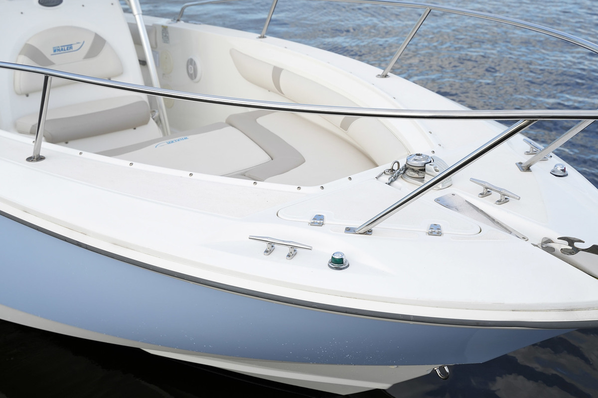 foto: 13 Boston Whaler 270 Outrage