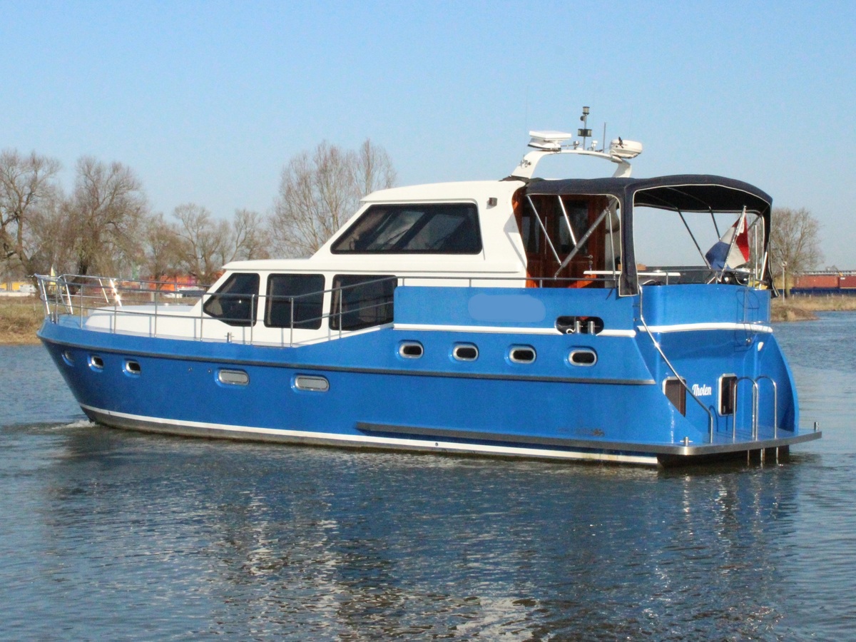 foto: 6 Aqualine 46 Pilothouse