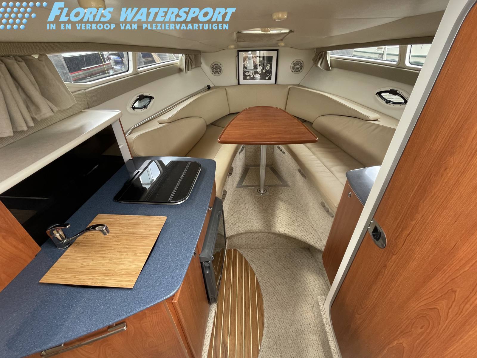 foto: 6 Bayliner  265