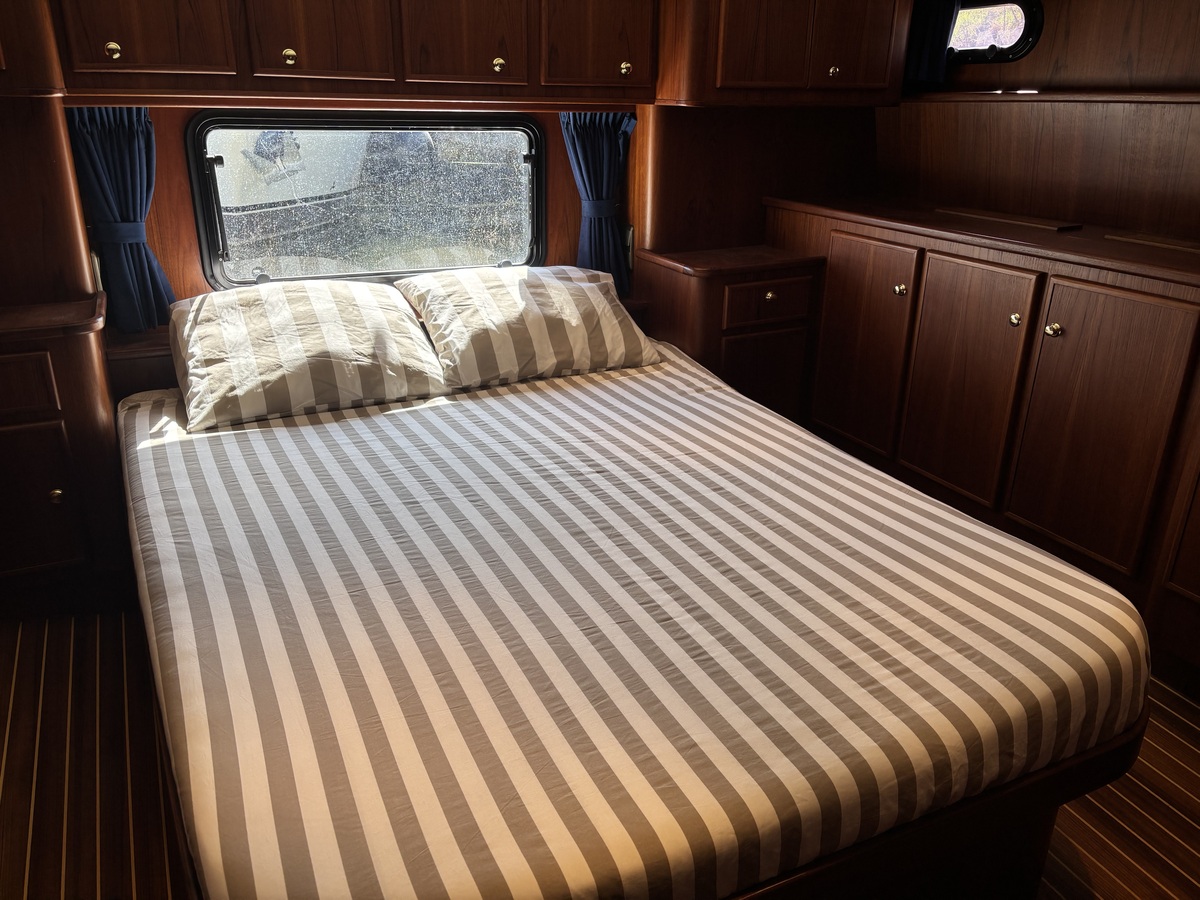 foto: 12 Explorer 45