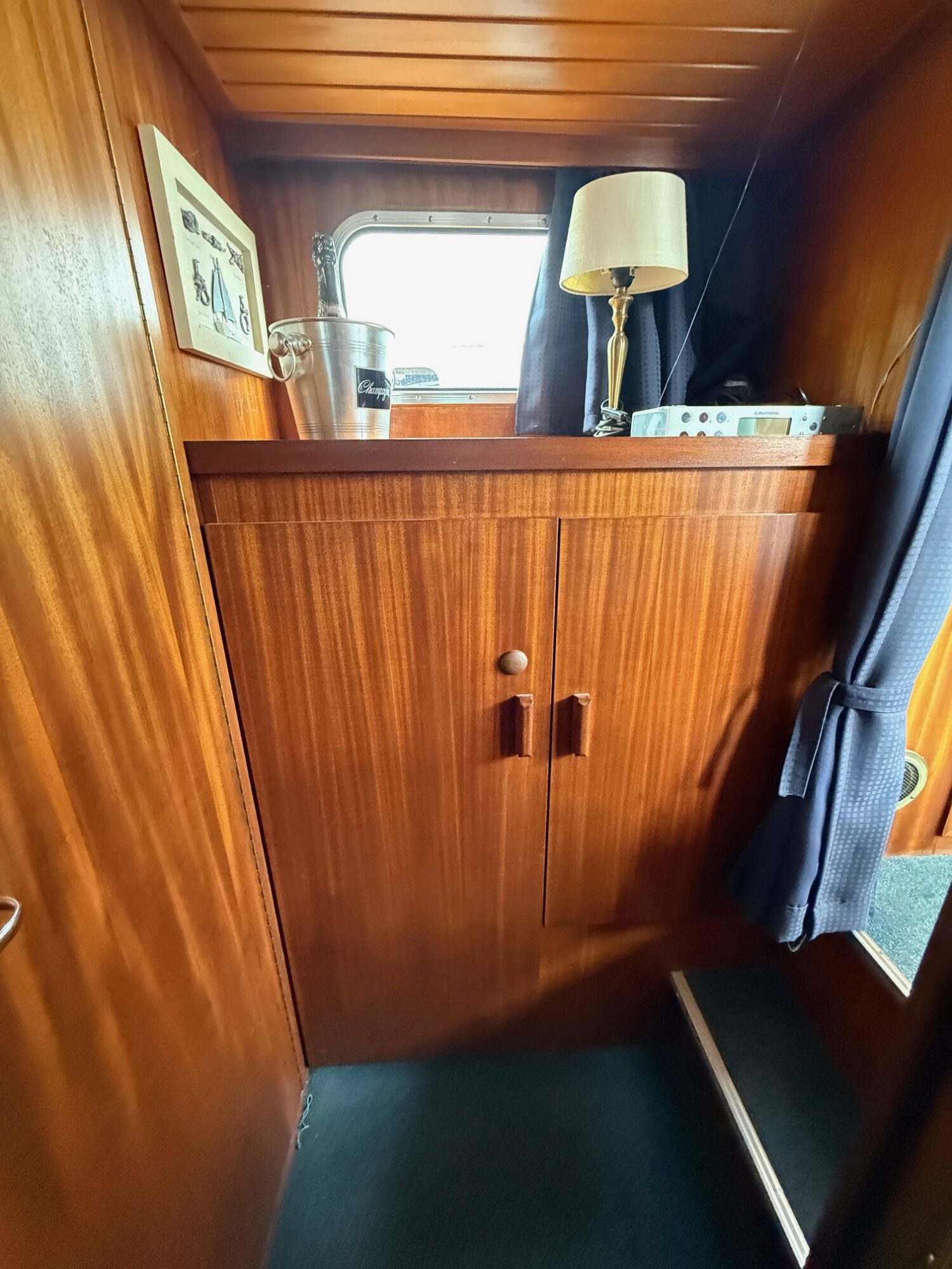 foto: 9 Hollandia Hollandia 10.00 AK Cabrio