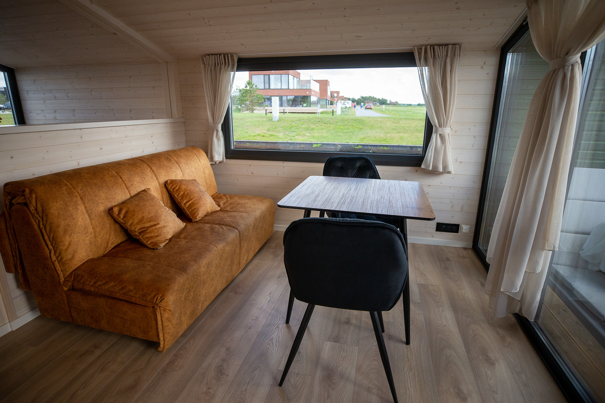 foto: 5 Twin M-Cabin Houseboat