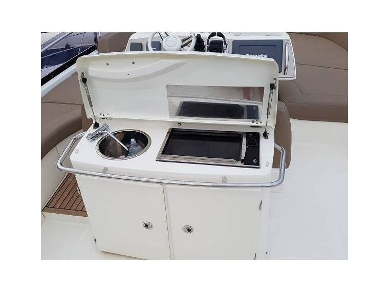 foto: 8 Prestige 60 Fly