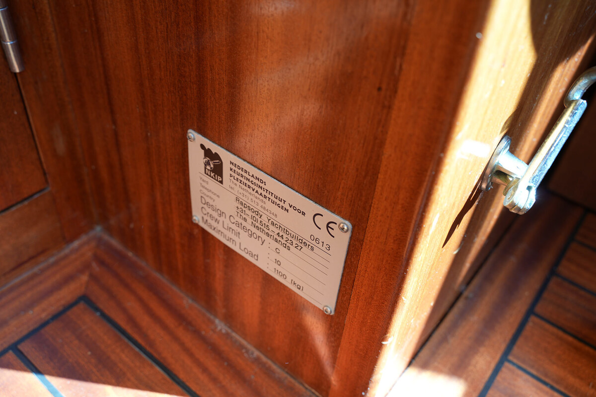 foto: 11 Rapsody 29 OC-F Oyster White Limited Edition