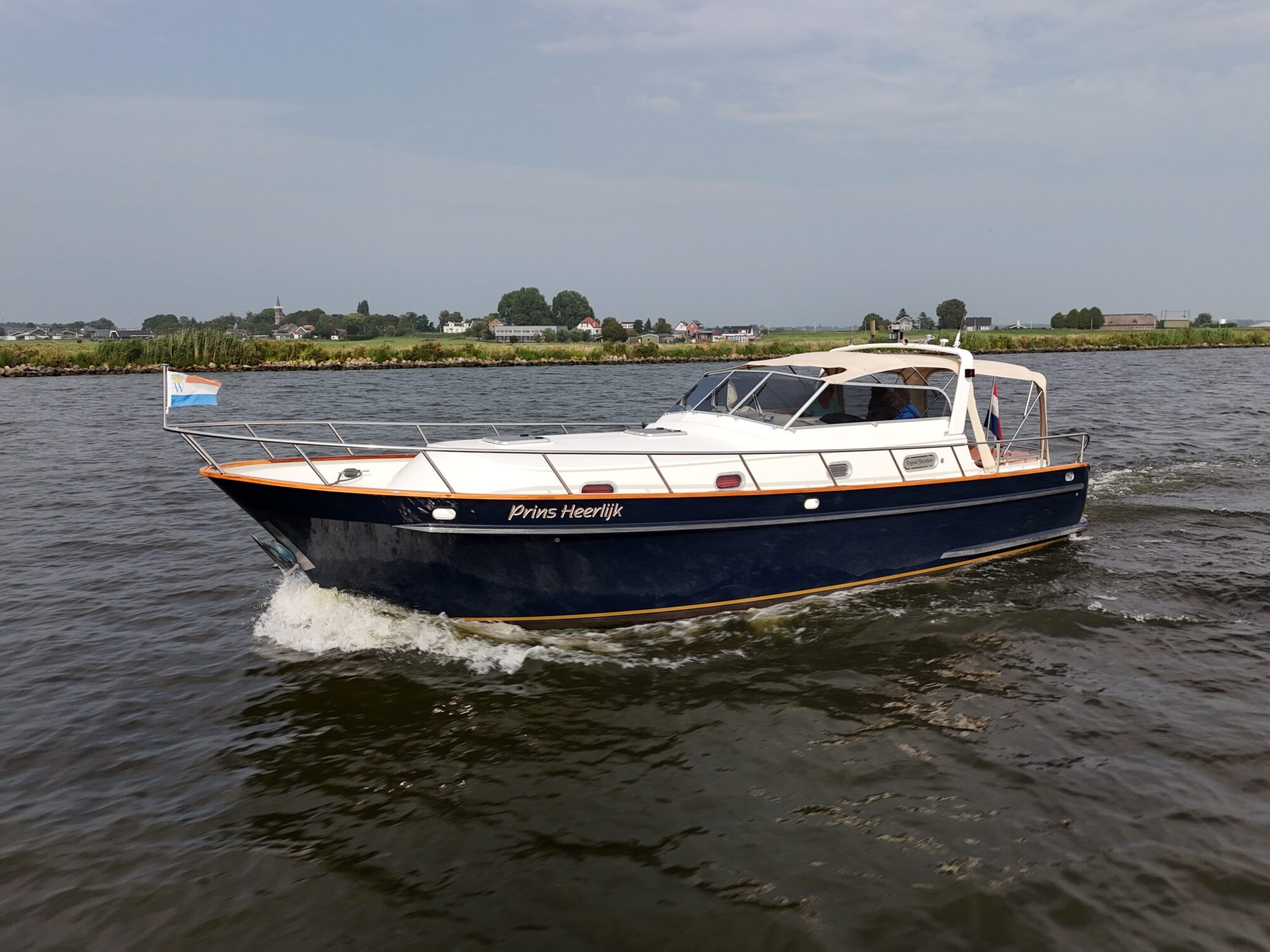 foto: 10 Tryvia Tryvia 1100 OK Cabrio Spiegeldeur