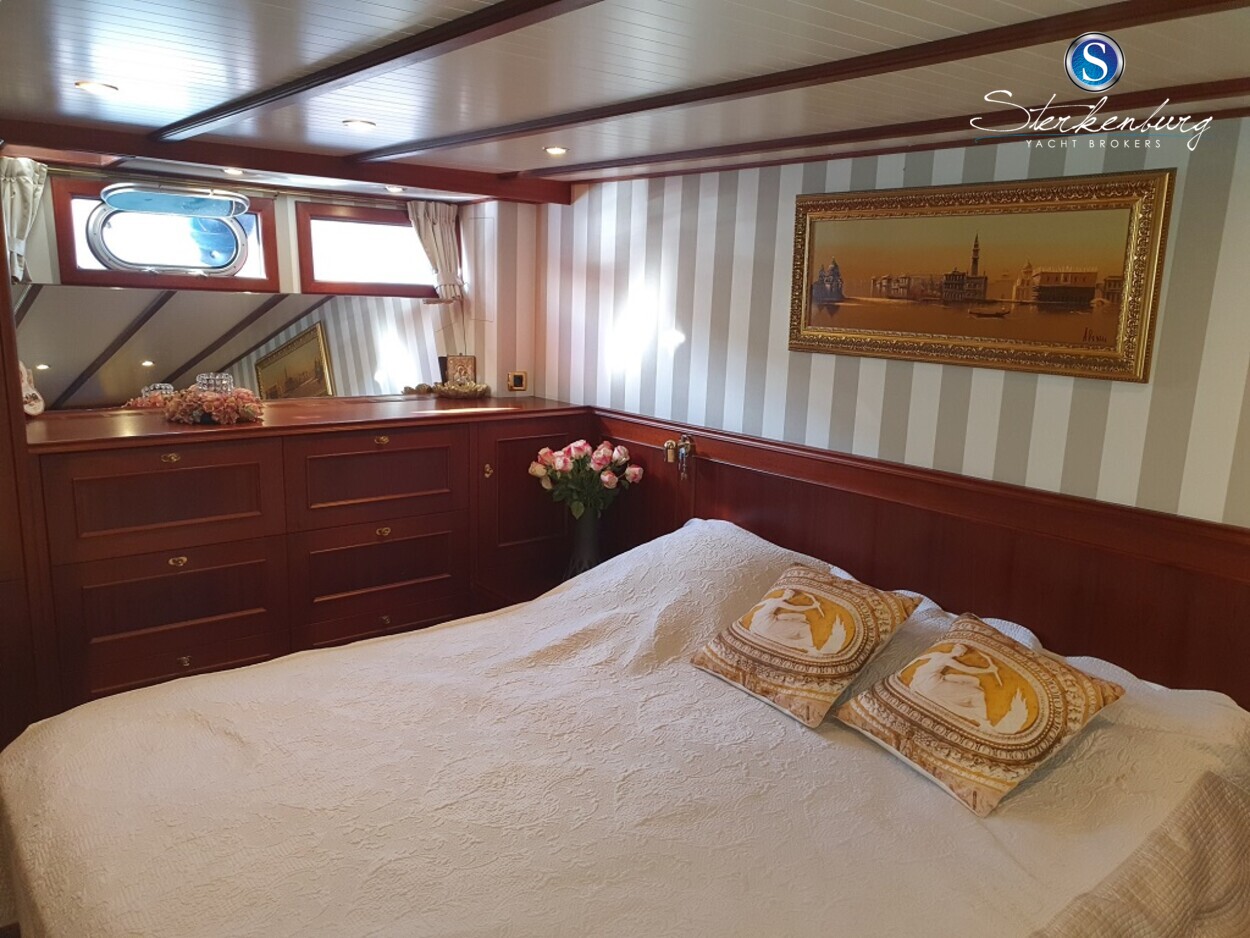 foto: 23 Alm Delfino 60