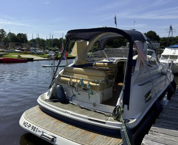 foto: 4 Bavaria 30