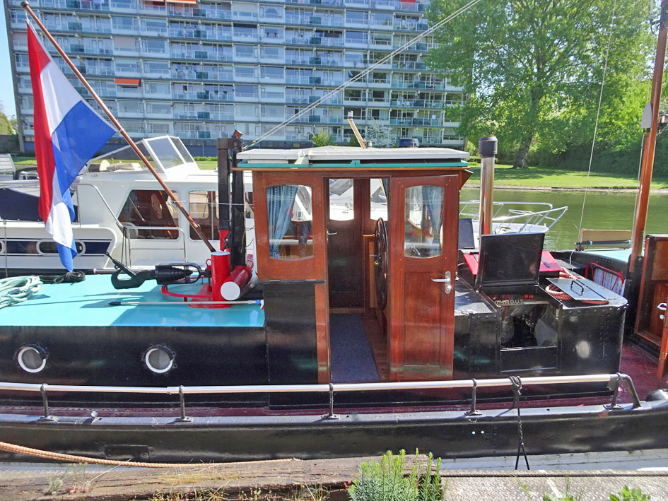 foto: 9 Amsterdammer Sleepboot 15.16