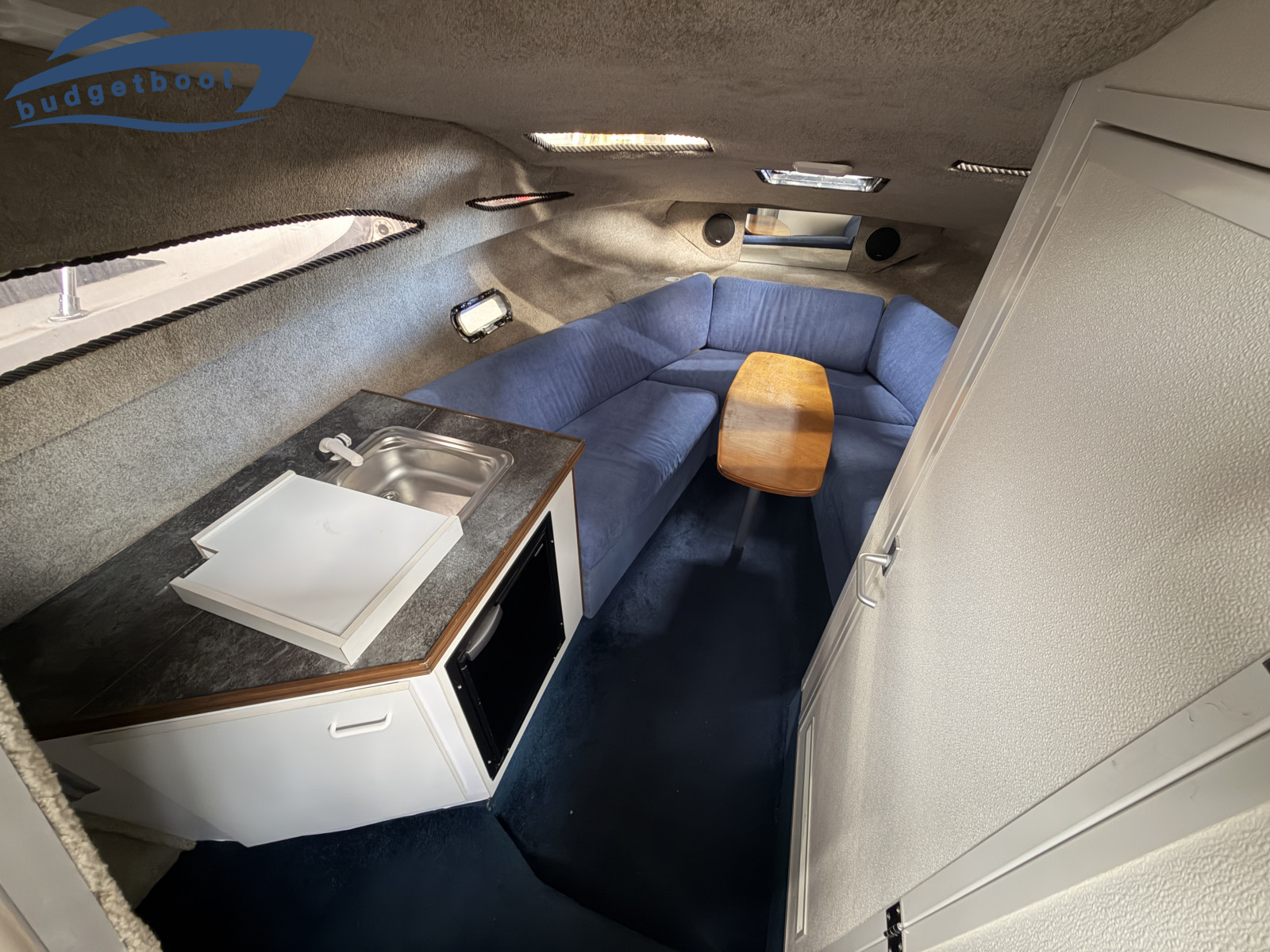 foto: 5 Bayliner 2455