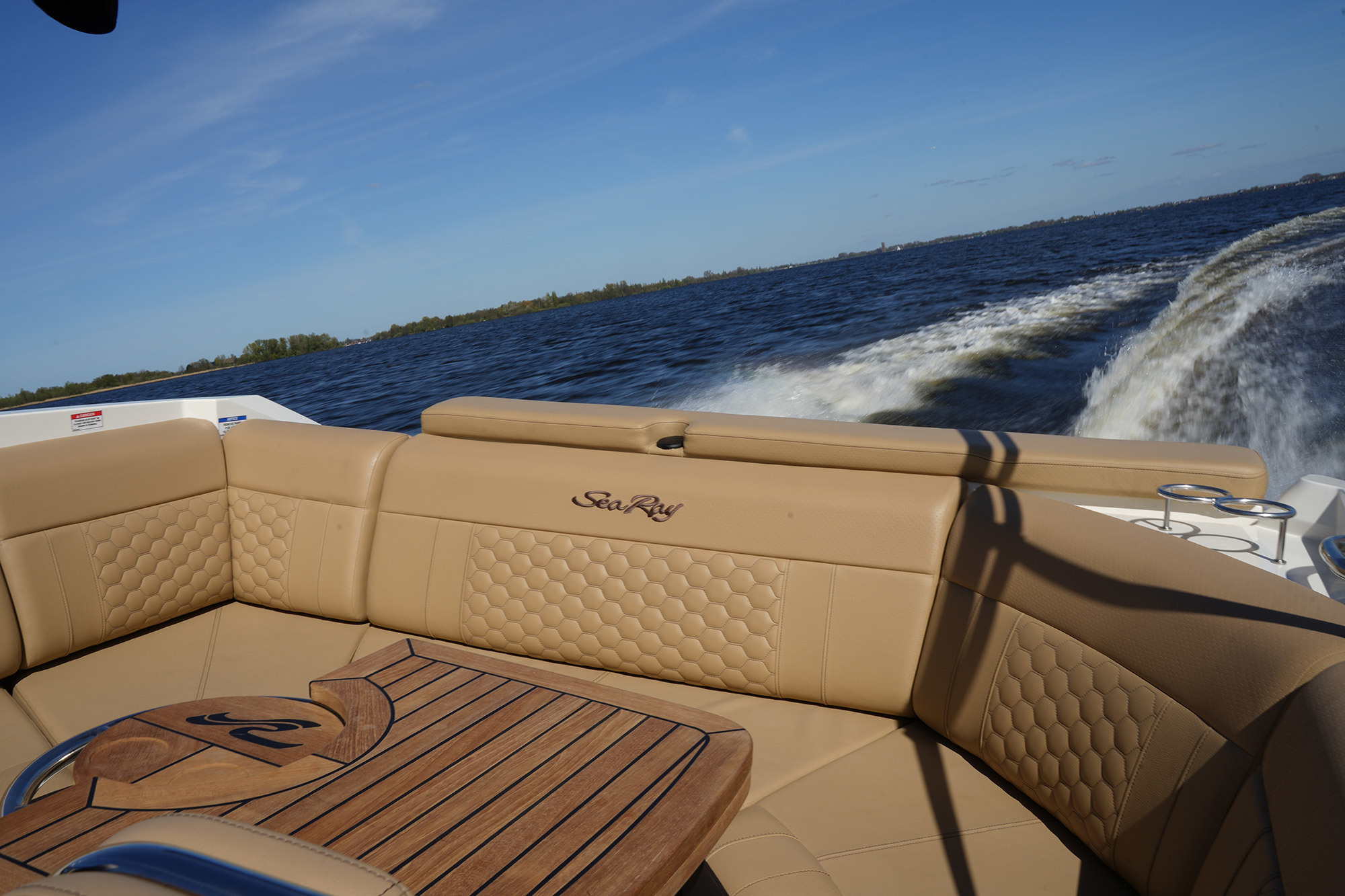 foto: 17 Sea Ray Sun Sport 250