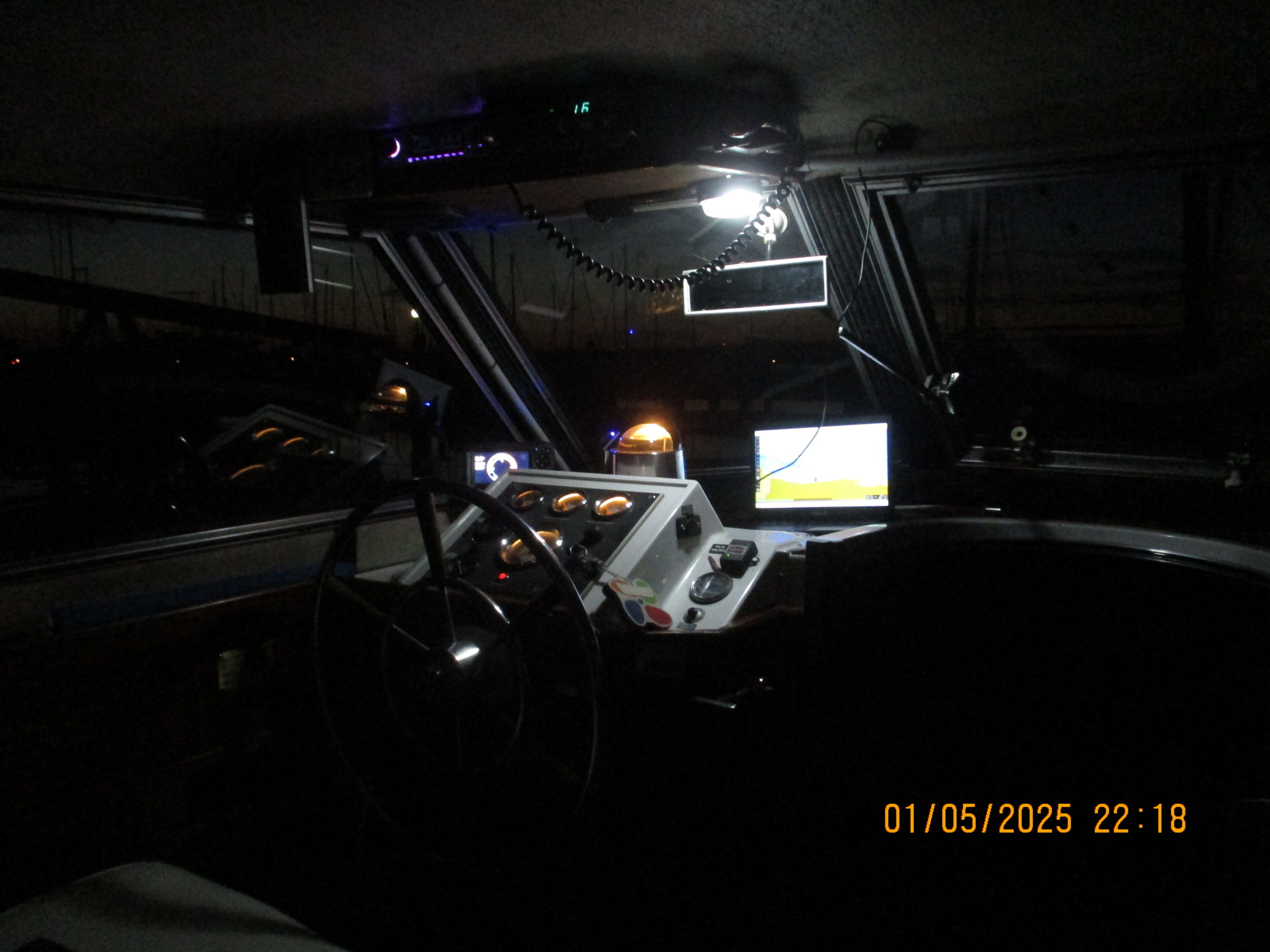 foto: 19 Amerglass Searunner 30 AK