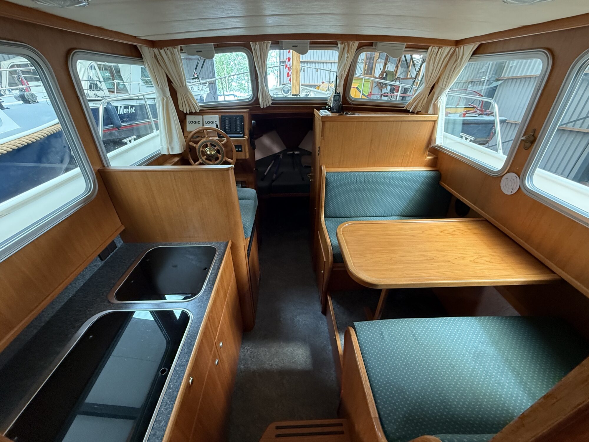 foto: 13 Barkas Barkas 8.30 OK