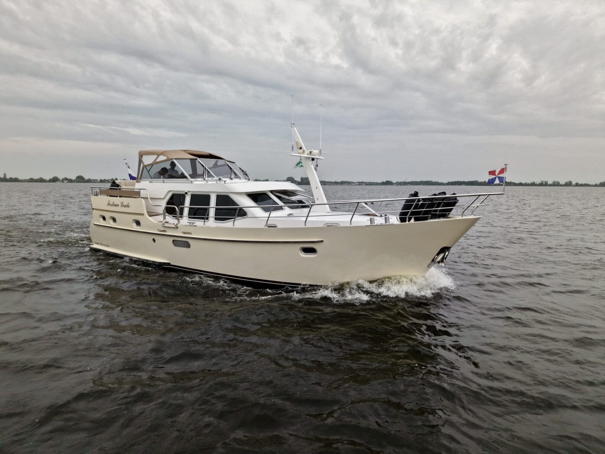 foto: 24 Van Vossen Van Vossen Parade 12.70 AK Exclusive