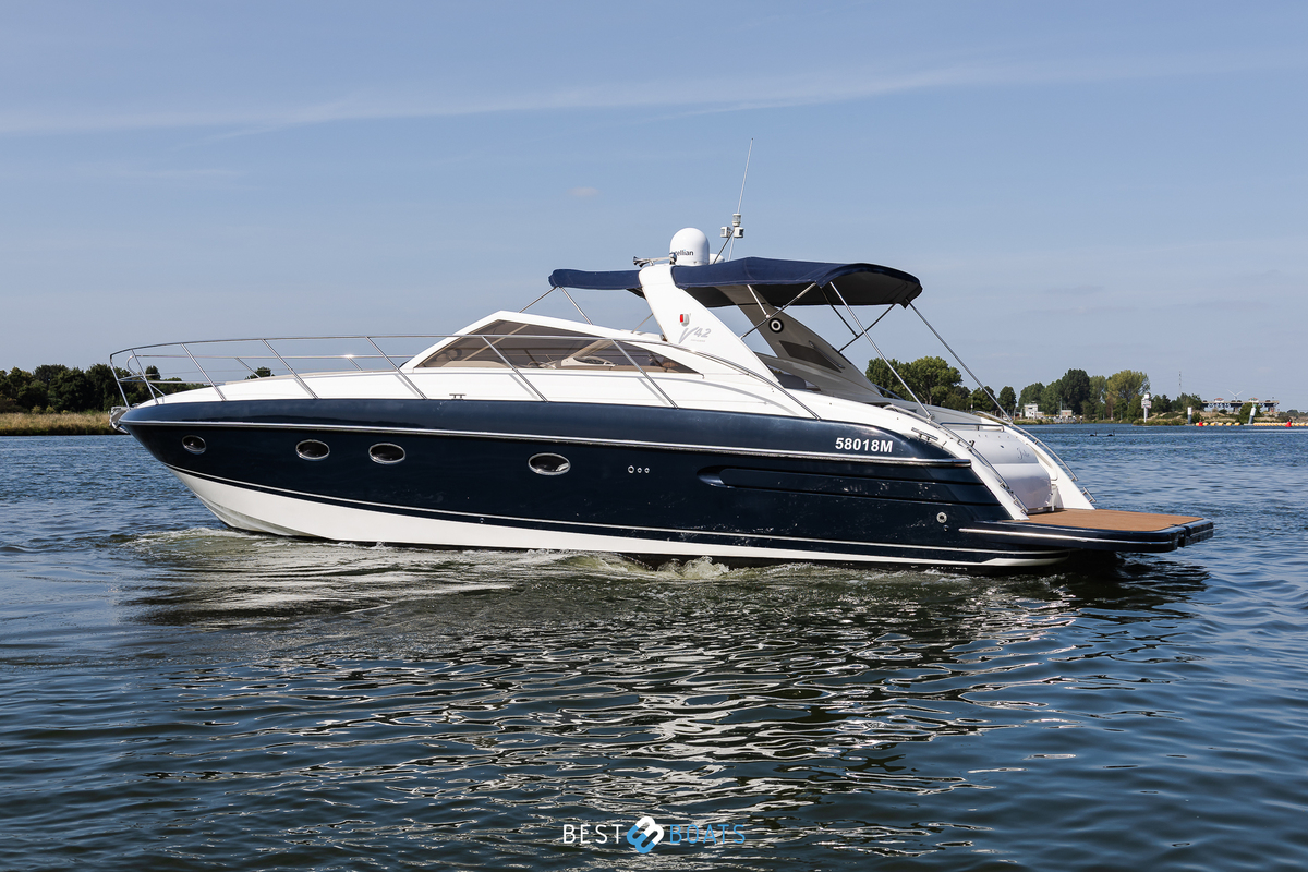 foto: 14 Princess V42