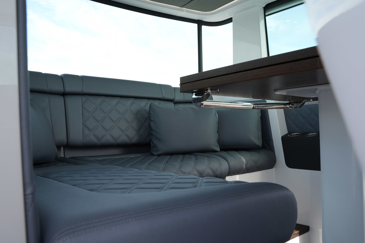 foto: 23 Axopar 37 XC Cross Cabin