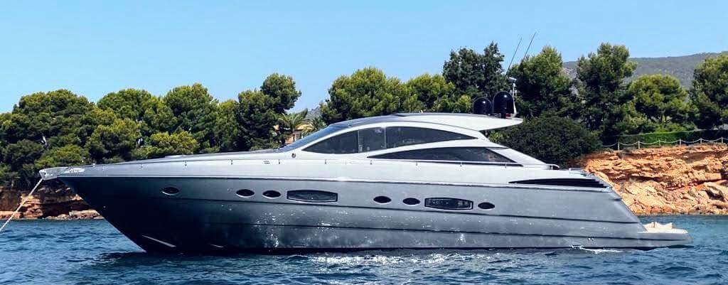 foto: 8 Pershing 56 