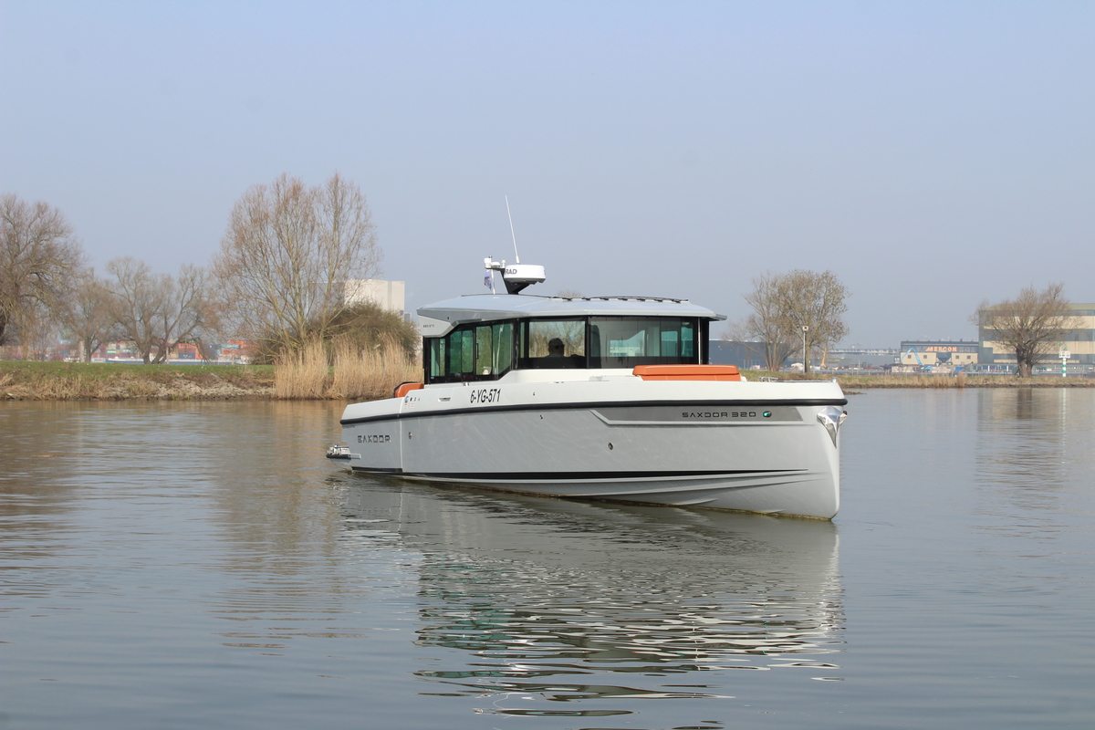 foto: 6 Saxdor 320 GTC