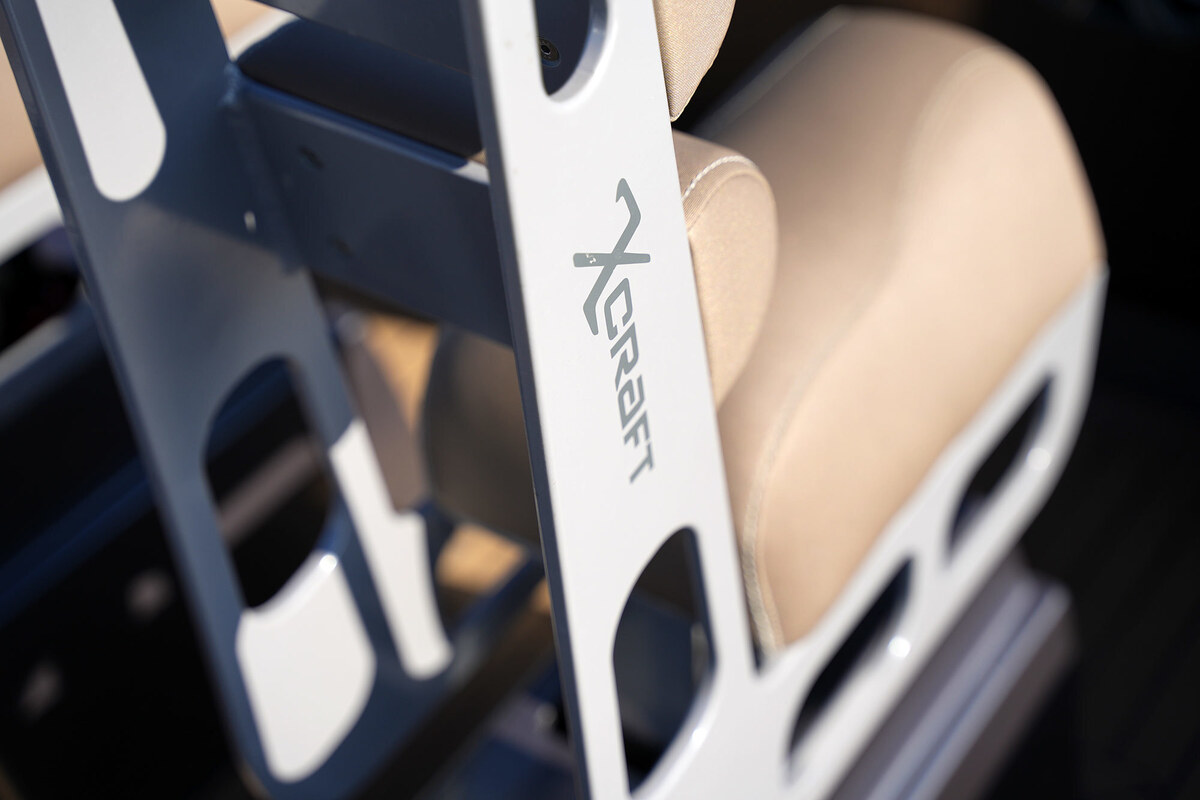 foto: 13 X-Craft R808