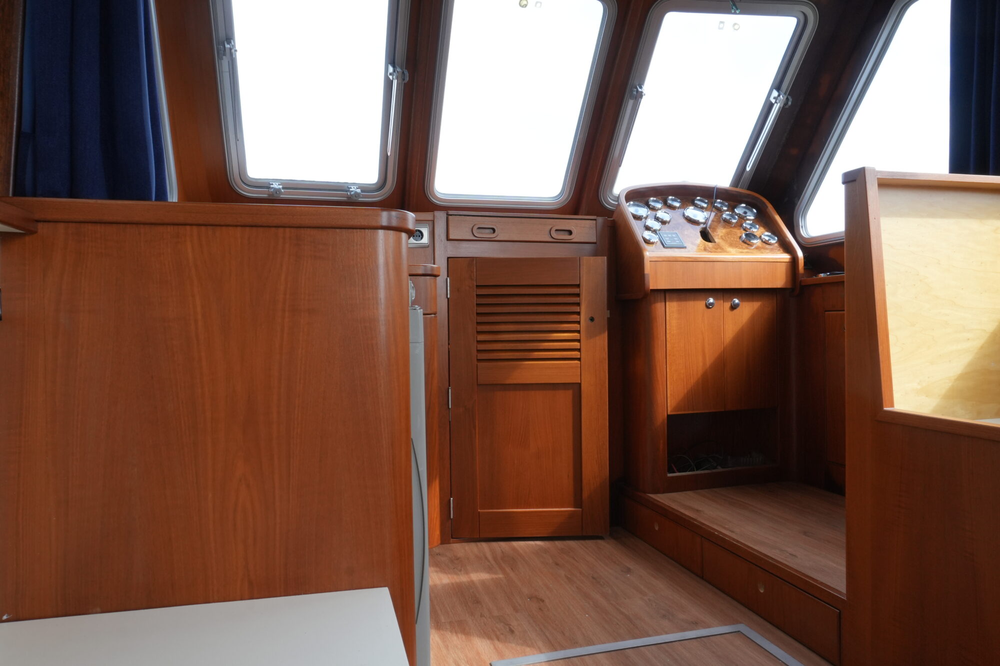 foto: 12 Casco Casco 11.00 OK Flybridge