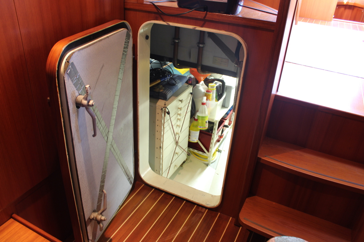 foto: 5 Pieter Beeldsnijder Kotter 1500