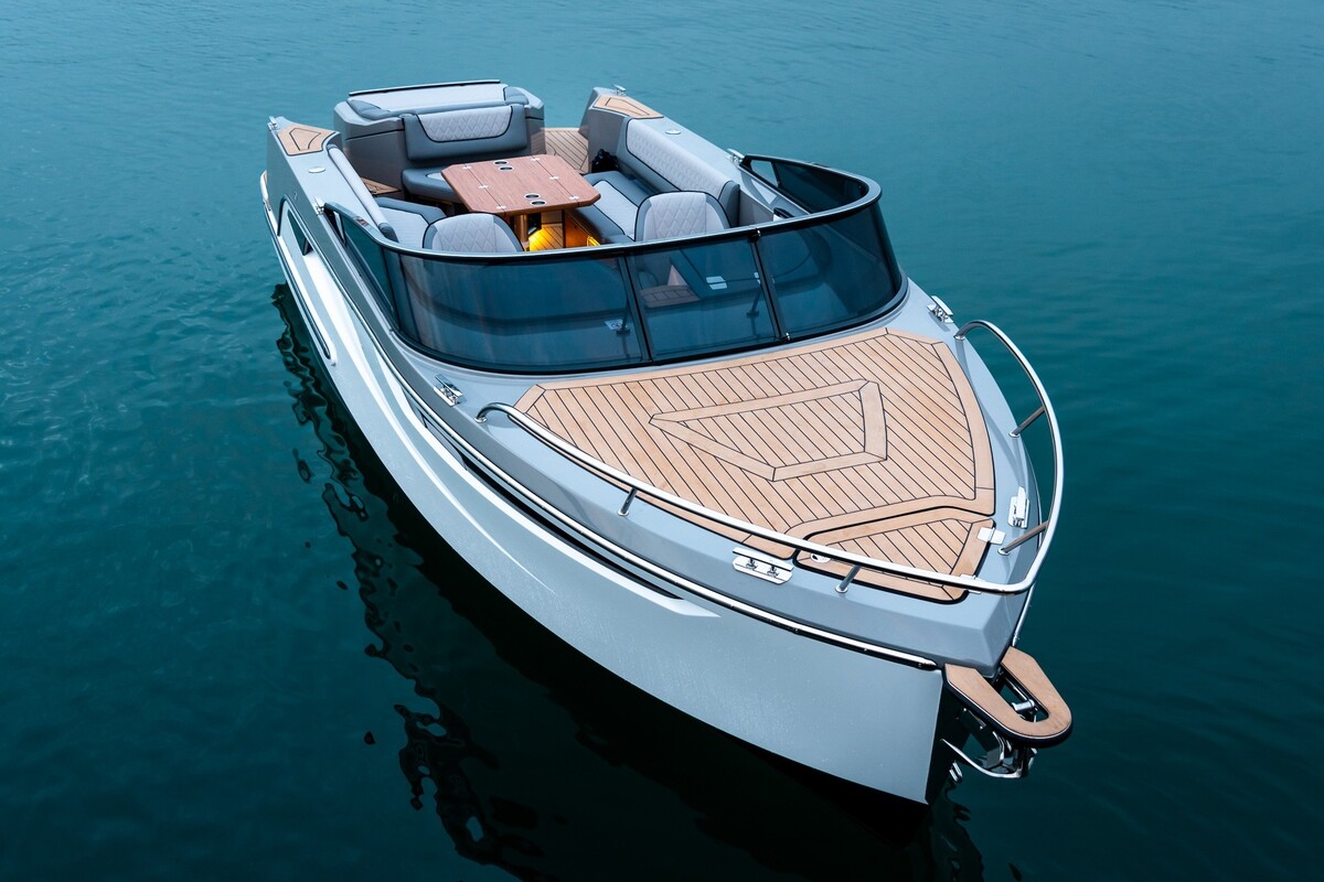 foto: 6 Alfastreet Marine 23 Cabin Evolution Electric