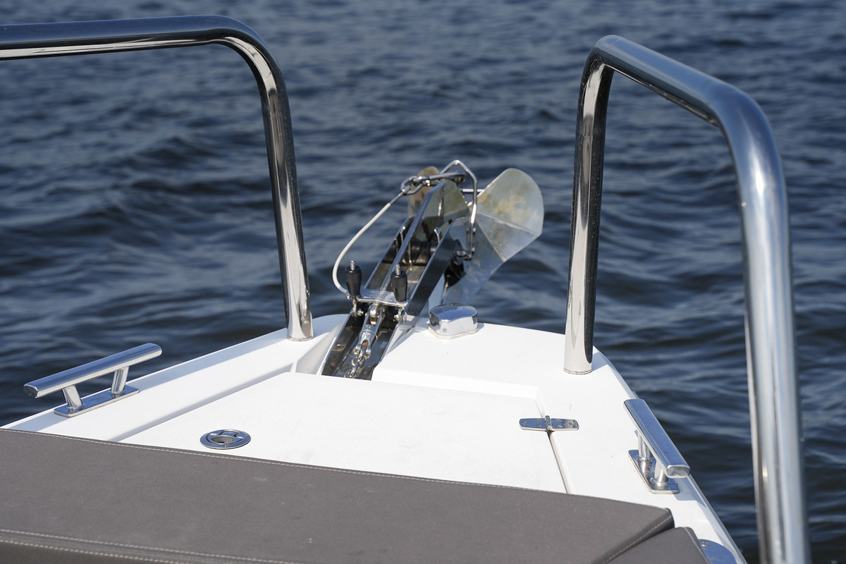foto: 15 Axopar 28 Cabin