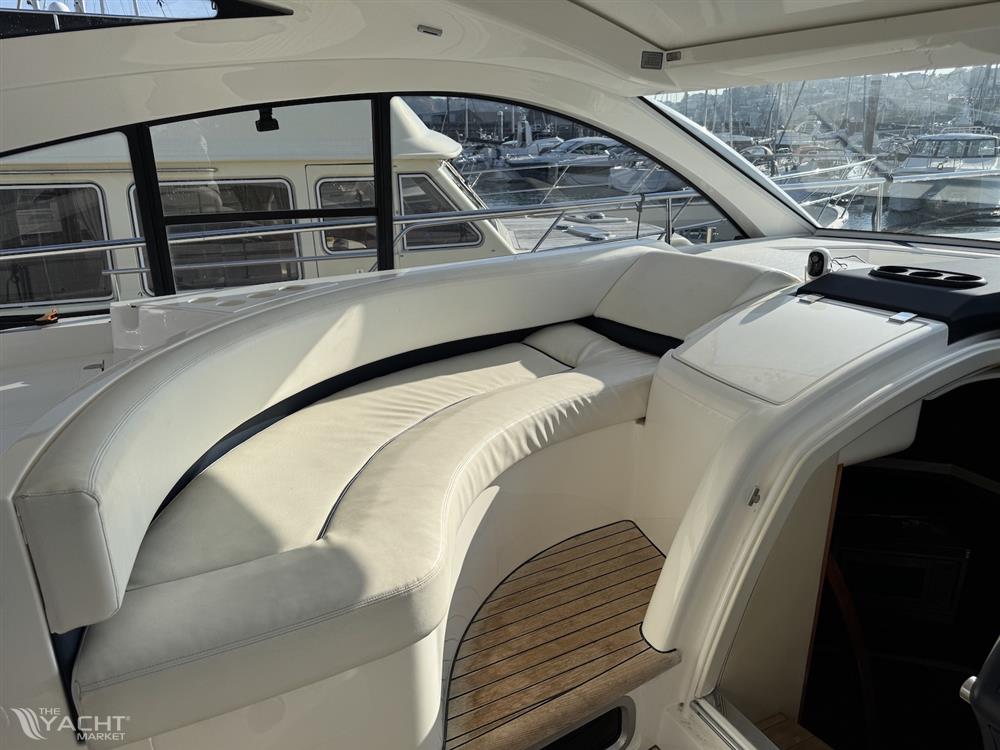 foto: 11 Fairline 47 targa