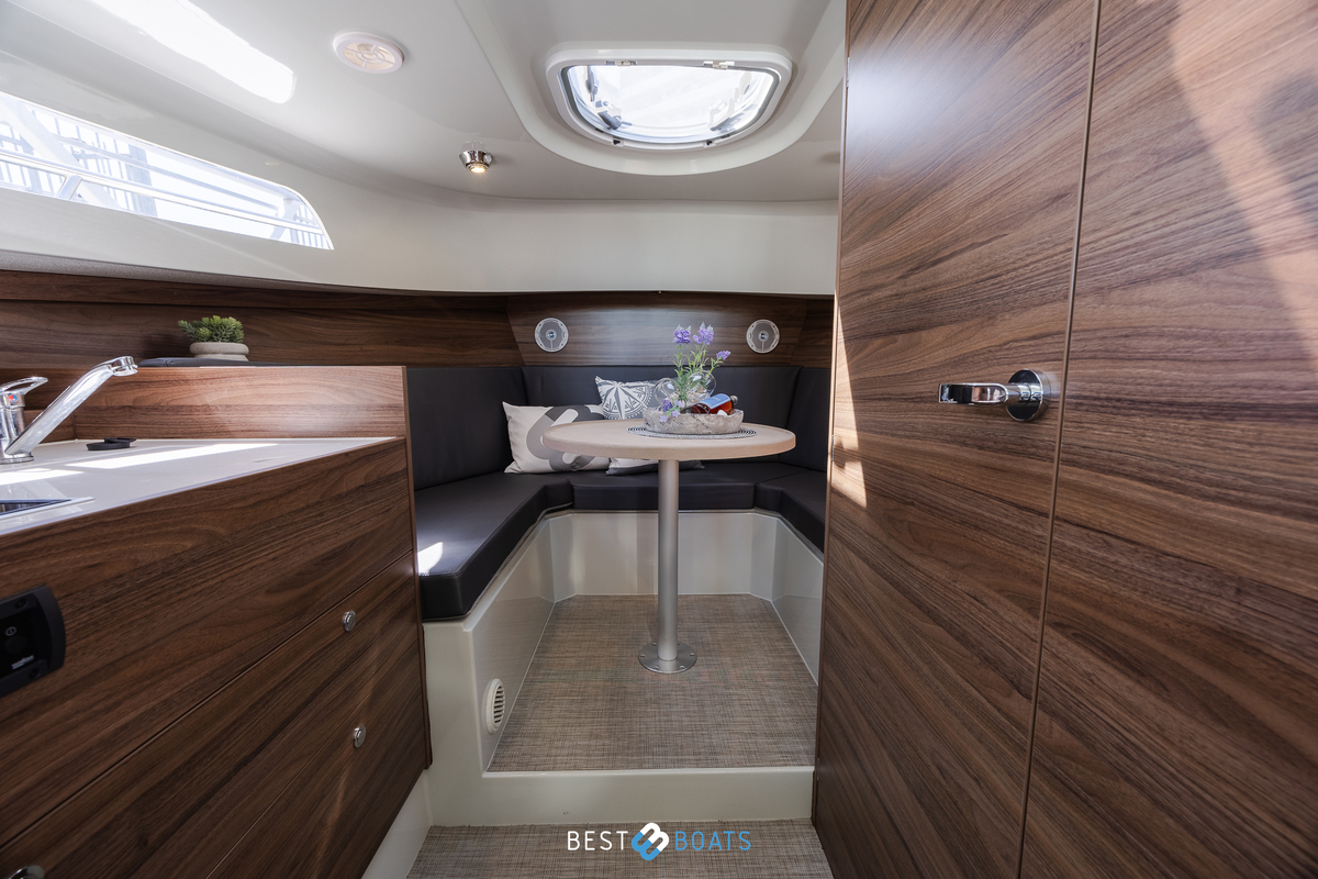 foto: 8 Antaris Seventy7 Cabin