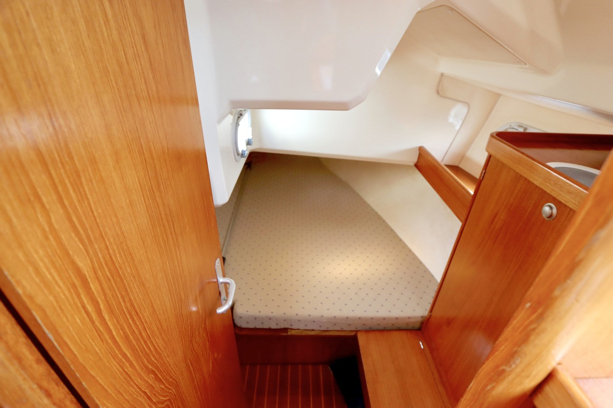 foto: 9 Jeanneau  Sun Odyssey 33 3C