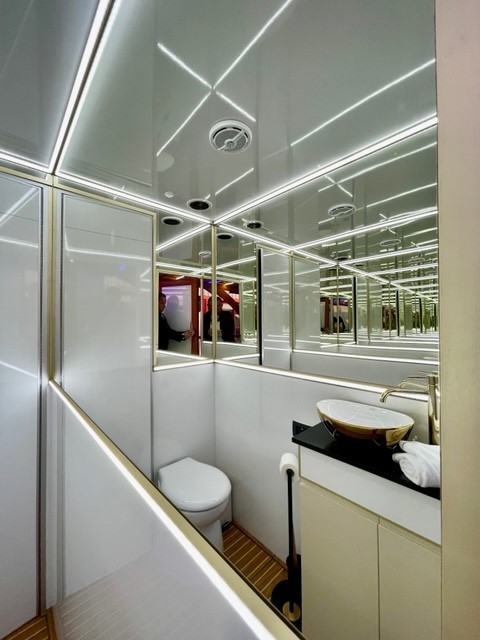 foto: 7 Houseboat Holiday HB 39 Elektrisch En Hybride + Sauna