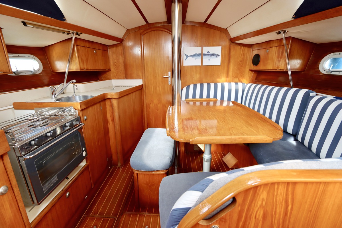 foto: 10 Jeanneau  Sun Odyssey 33 3C